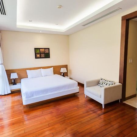 Deluxe Ocean Villa Along The Beach Da Nang Eksteriør billede