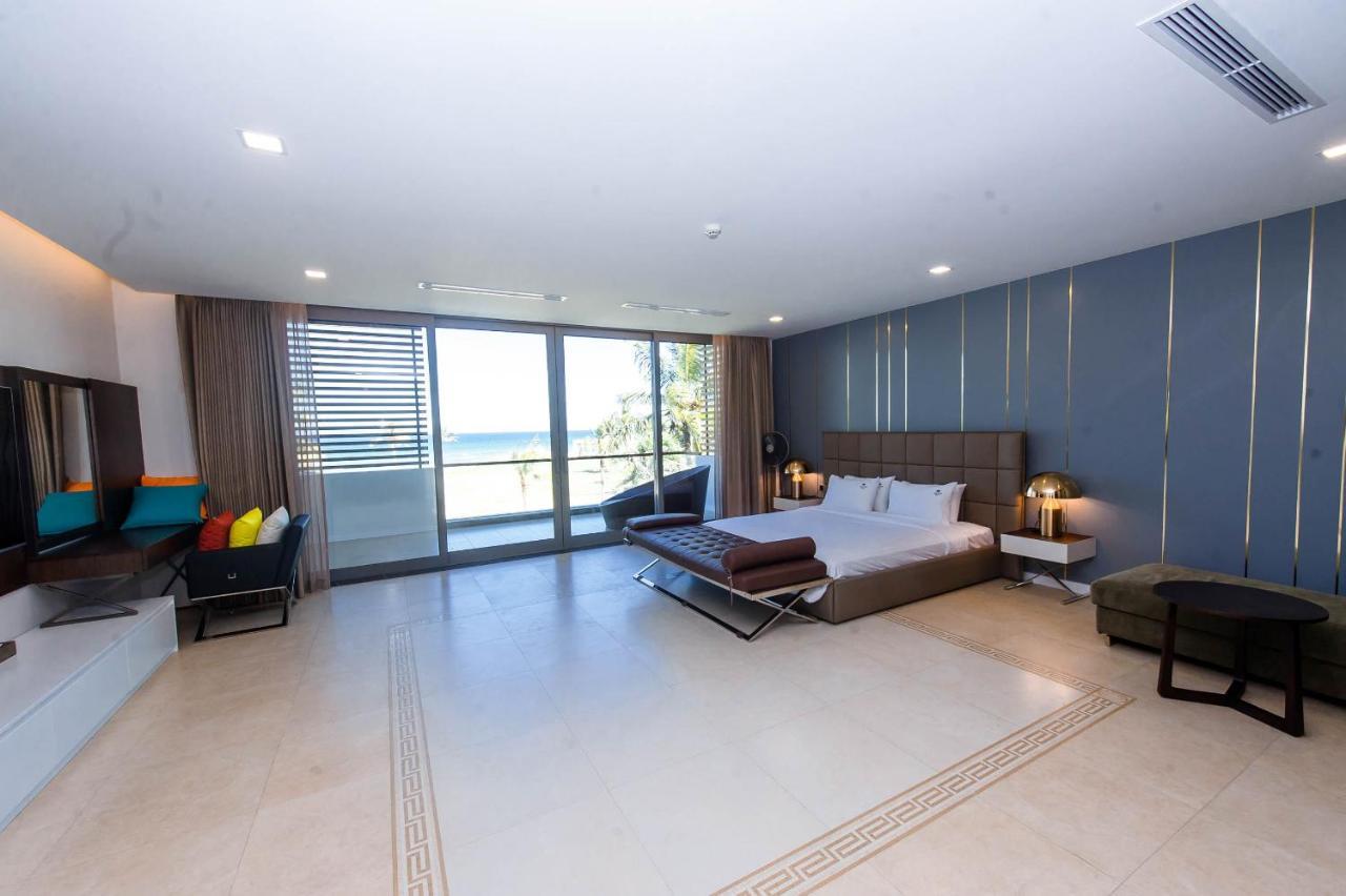 Deluxe Ocean Villa Along The Beach Da Nang Eksteriør billede