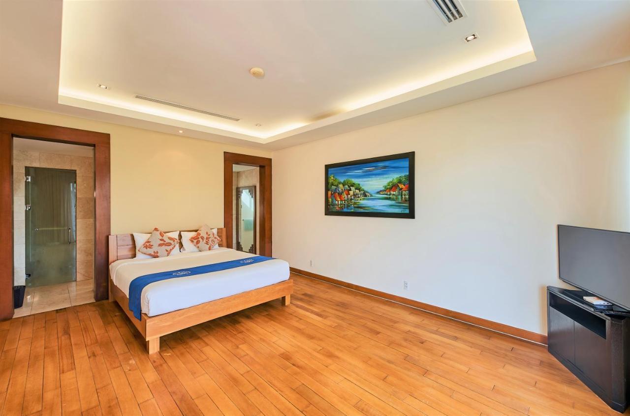 Deluxe Ocean Villa Along The Beach Da Nang Eksteriør billede
