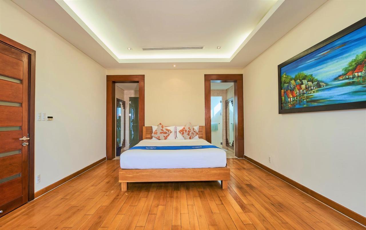 Deluxe Ocean Villa Along The Beach Da Nang Eksteriør billede